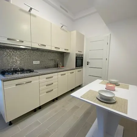 Apartament Mayo Apartment