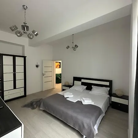 Apartament Mayo Apartment